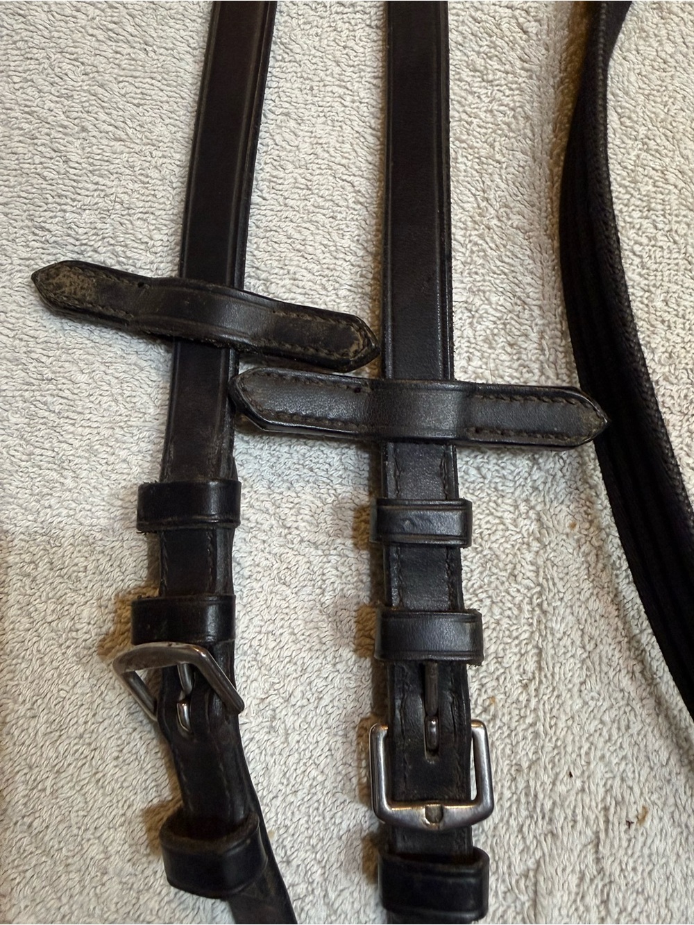 Black Leather English REINS w/ stoppers w/ keepers webbed 56 inch each rein